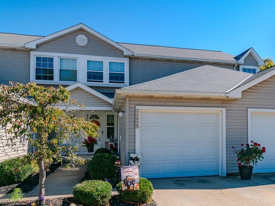 1285 Leeward Lane, Unit B, Willoughby, OH 44094 Photo 1