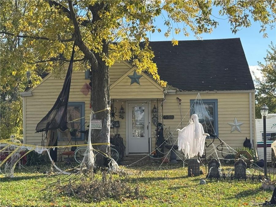 552 W Funderburg Road, Fairborn, OH 45324 Photo 1