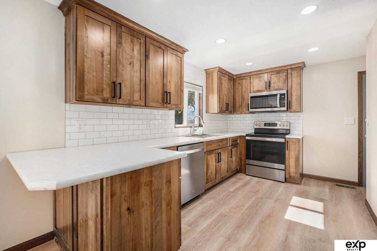 108 E 3rd Street , Kennard, NE 68034