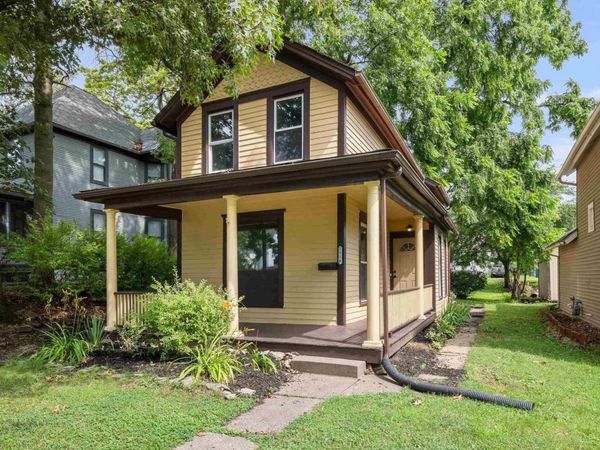 1114 E 15TH Street, Davenport, IA 52803
