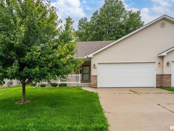 1710 E 6TH Street, Coal Valley, IL 61240