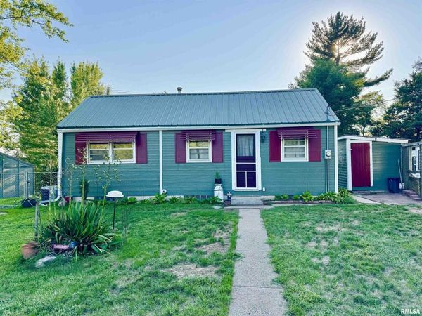 944 42ND Street, New Boston, IL 61272