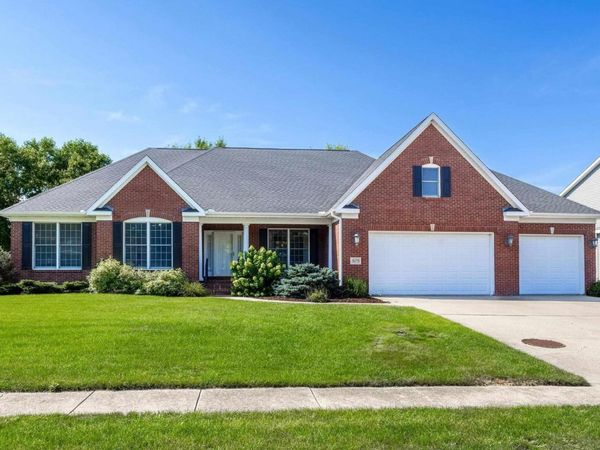 5175 CHARTER OAKS Drive, Bettendorf, IA 52722