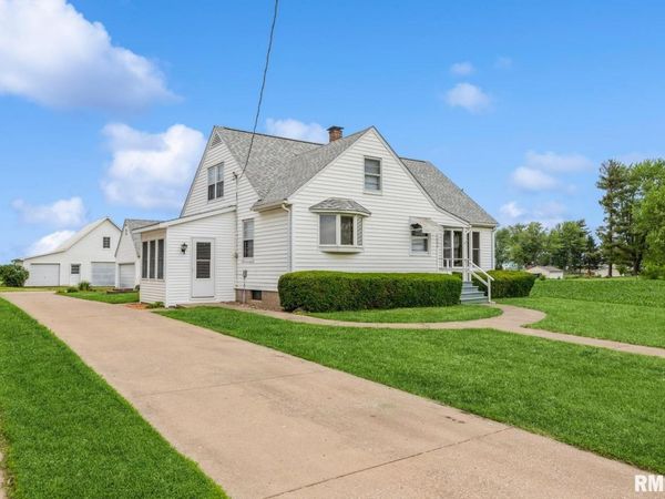 1686 US HWY 67, Preemption, IL 61276