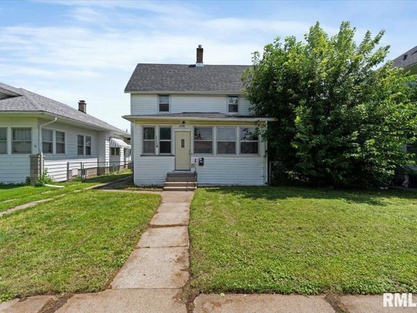 1529 32ND Street, Rock Island, IL 61201
