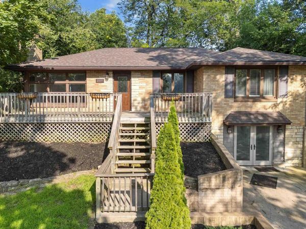 209 14TH Street, Silvis, IL 61282