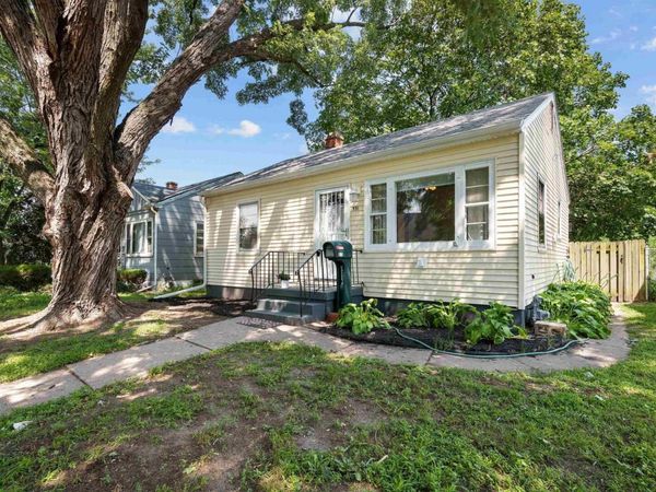 531 23RD Avenue, Rock Island, IL 61201
