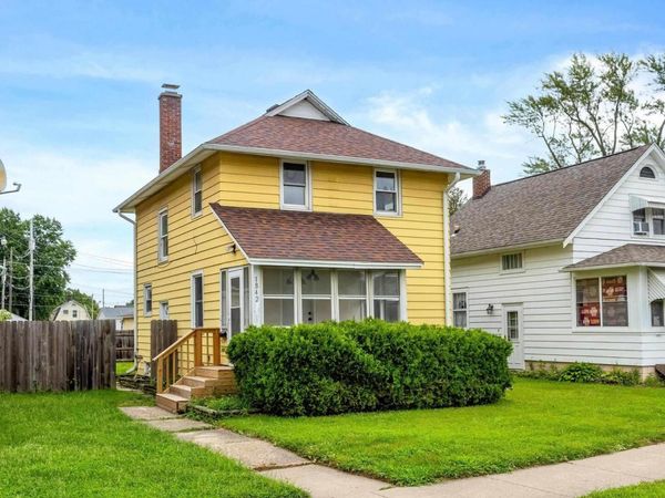 1842 25TH Street, Moline, IL 61265