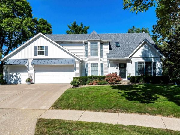 1436 ANTLER Court, Bettendorf, IA 52722
