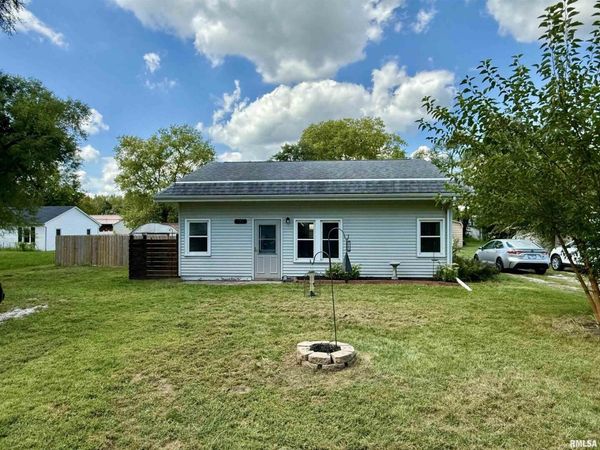 711 8TH Street, Colona, IL 61241