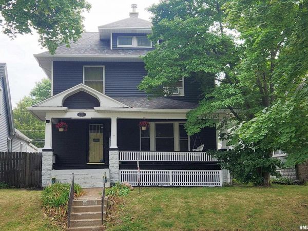 2723 PERSHING Avenue, Davenport, IA 52803