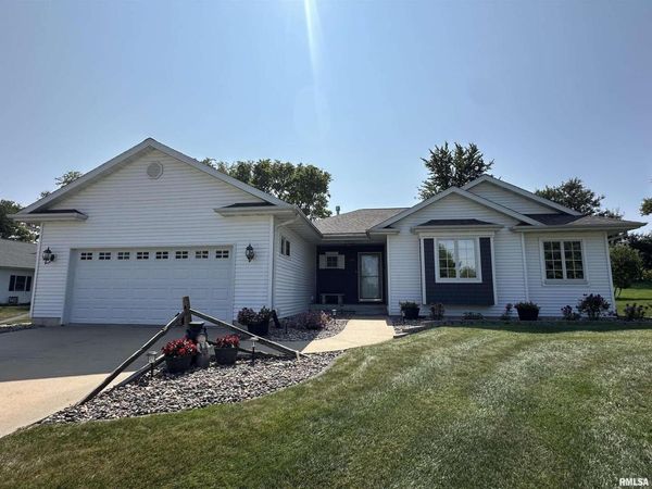 205 PHEASANT RIDGE Road, Albany, IL 61230