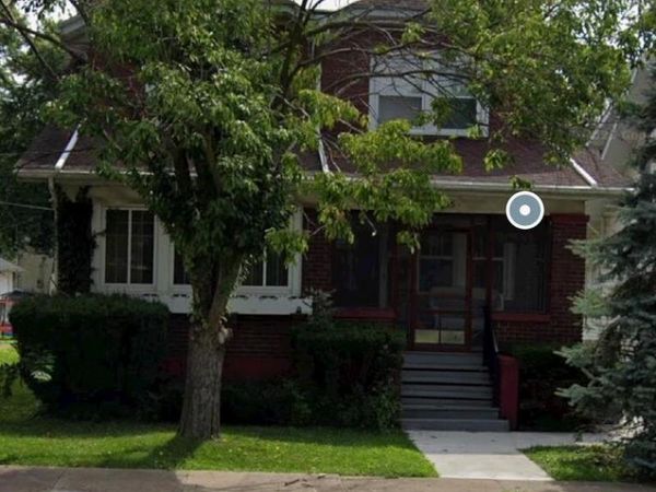 605 MELROSE Court, Clinton, IA 52732