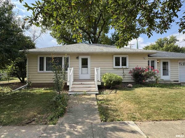 409 5TH Avenue, Dewitt, IA 52742