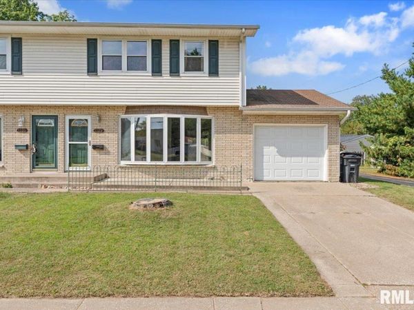 1129 48TH Street, Moline, IL 61265