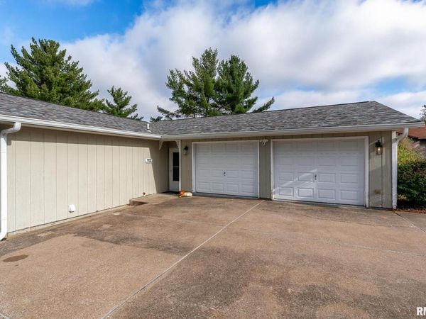 112 GLENVIEW Court, Sherrard, IL 61281