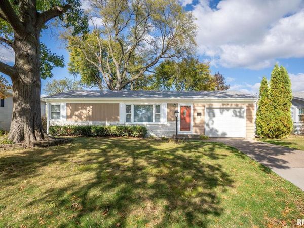 533 29TH Avenue, East Moline, IL 61244