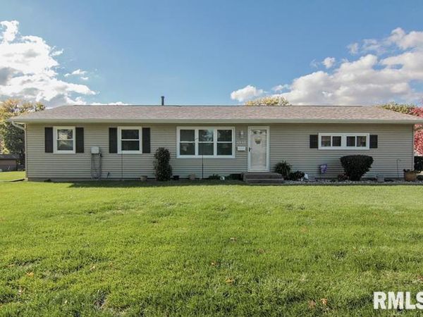 4942 BROWN Street, Davenport, IA 52806