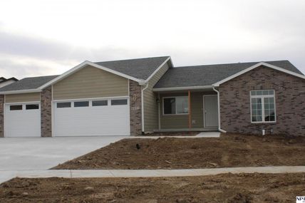 6421 N 13th Street , Lincoln, NE 68512