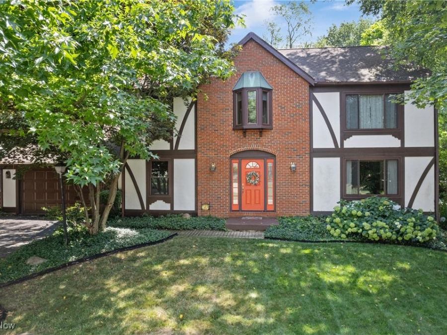 7840 Newgate Avenue NW, North Canton, OH 44720 Photo 1