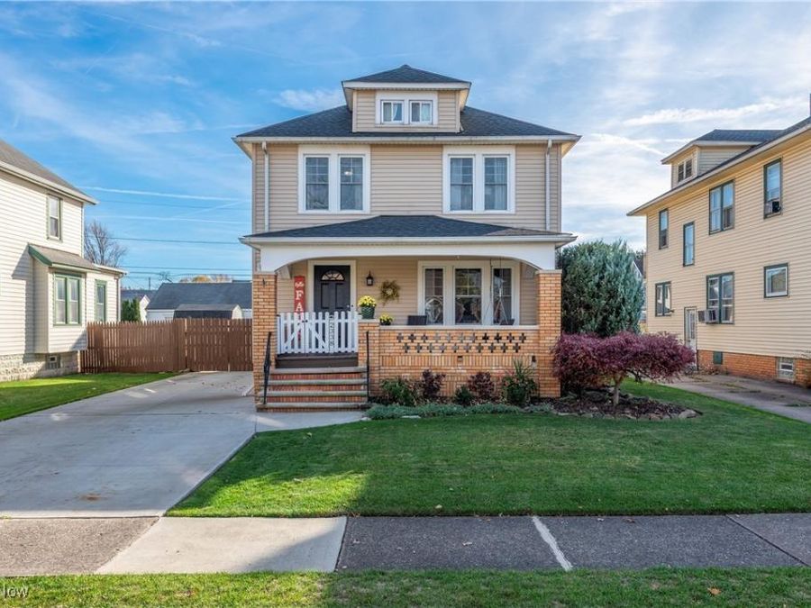 2338 E 31st Street, Lorain, OH 44055 Photo 1