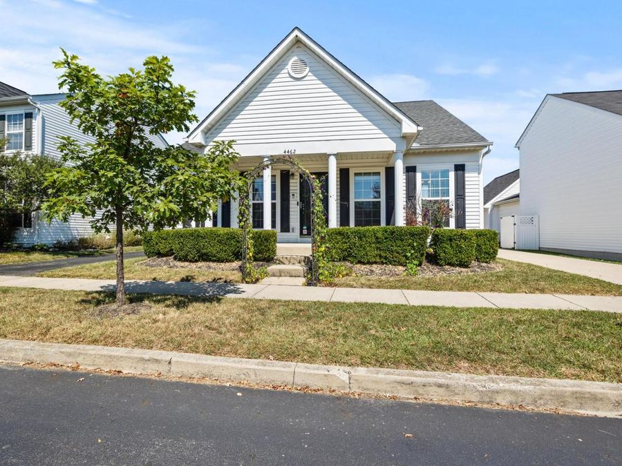 4462 Alameda Drive , Grove City, OH 43123 Photo 1