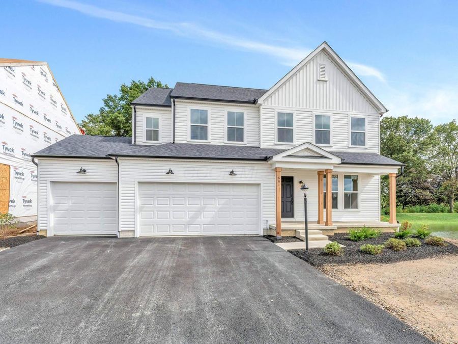 601 Hannahs Drive , Pataskala, OH 43062 Photo 1