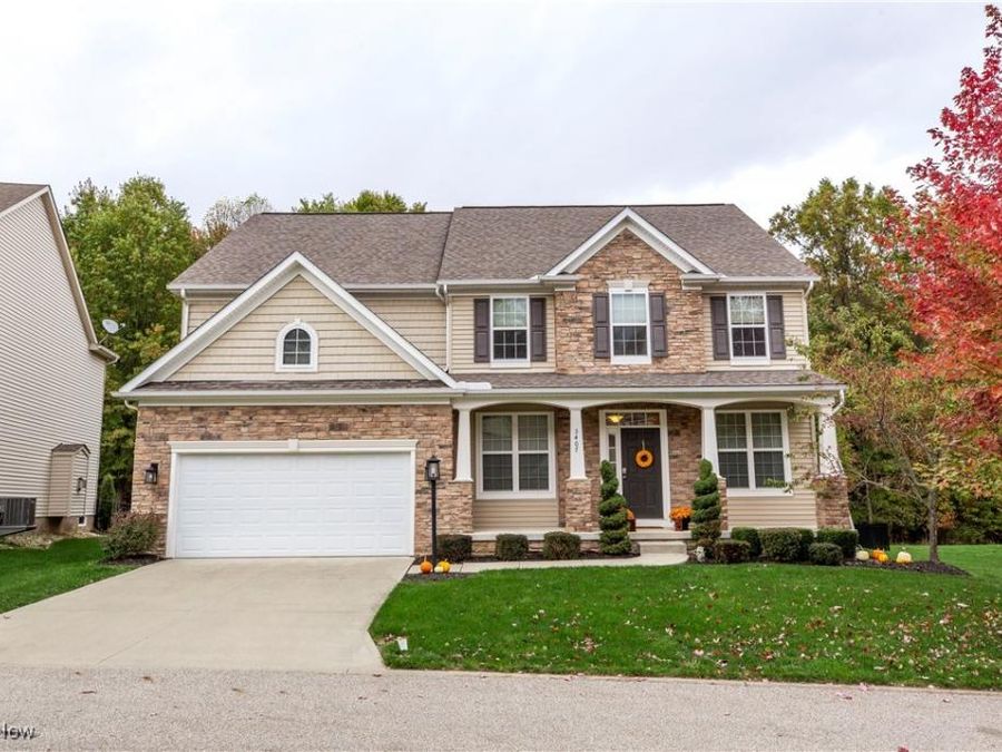 3407 Stillwood Boulevard, Stow, OH 44224 Photo 1