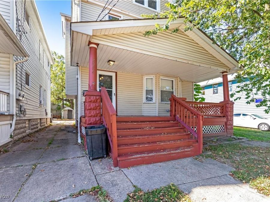 2084 W 104th Street, Cleveland, OH 44102 Photo 1