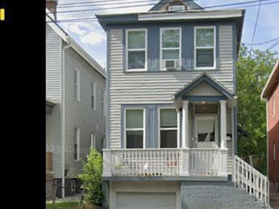1852 Hewitt Avenue, Cincinnati, OH 45207 Photo 1