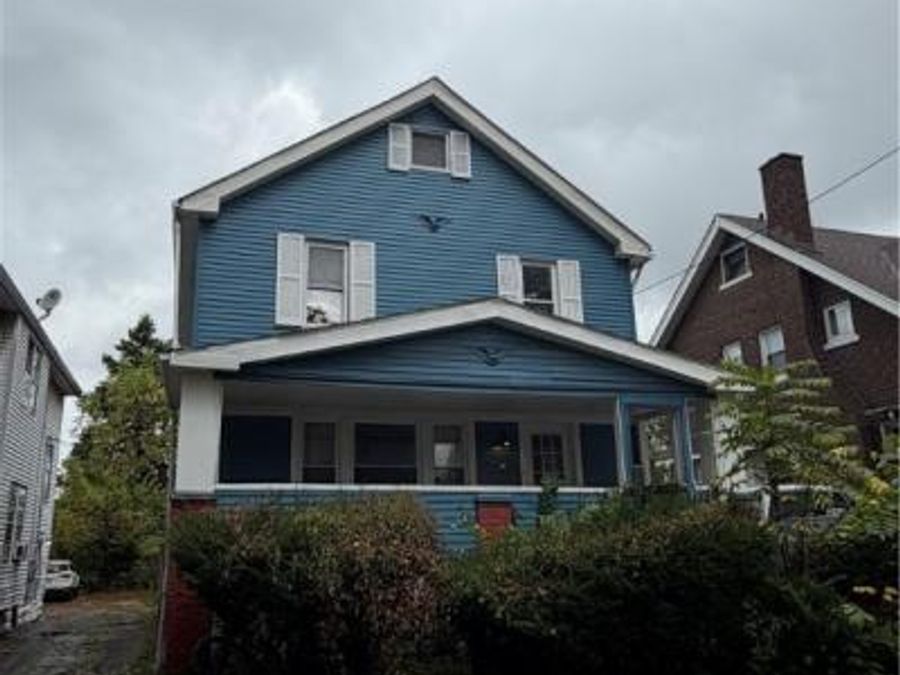 8713 Vineyard Avenue, Cleveland, OH 44105 Photo 1