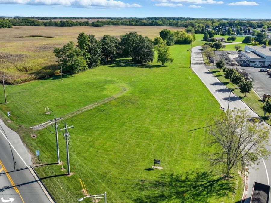 2132 Columbus Avenue , Washington Court House, OH 43160 Photo 1