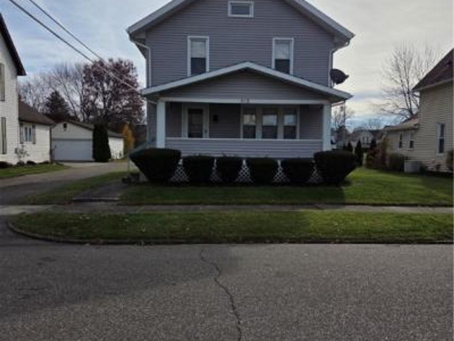 412 E 5th Street, Dover, OH 44622 Photo 1