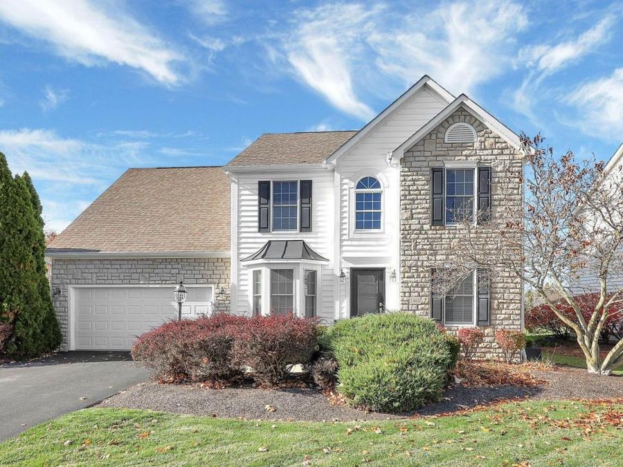 7462 Fairfield Lakes Drive , Powell, OH 43065 Photo 1