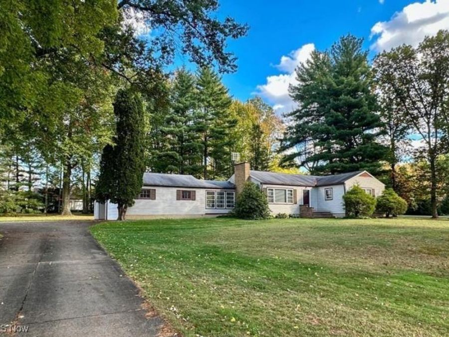 1724 Portal Drive NE, Howland, OH 44484 Photo 1