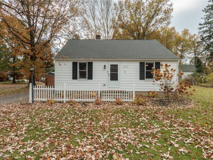 25931 Royalton Road, Columbia Station, OH 44028 Photo 1