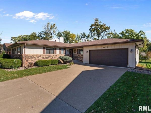 4062 4TH Street, Unit B, East Moline, IL 61244