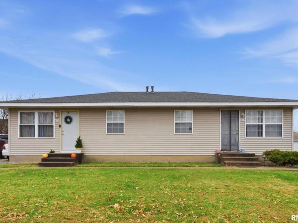 671 W 64TH Street, Davenport, IA 52806