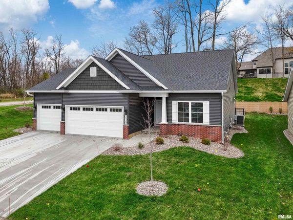 3920 MEADOWLARK Court, Bettendorf, IA 52722