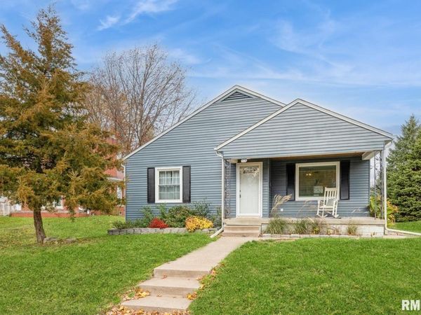 502 W GARFIELD Street, Davenport, IA 52803