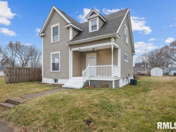 524 S CLARK Street, Davenport, IA 52802