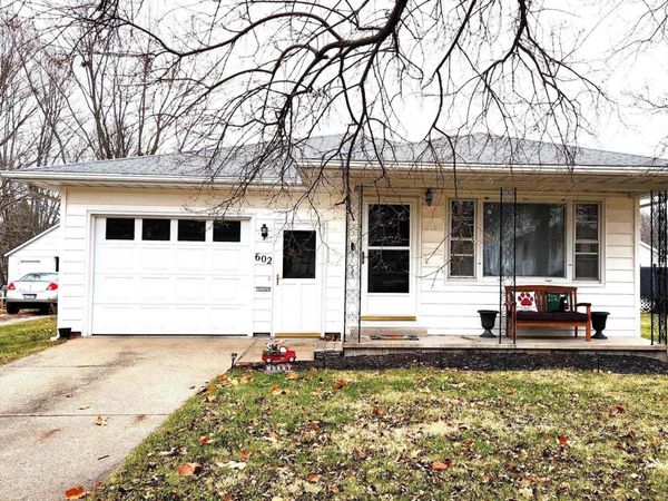 602 N COLLEGE Avenue, Aledo, IL 61231