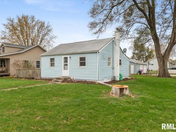 601 2ND Street, Colona, IL 61241