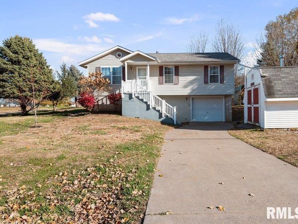 401 3rd Street S, Cordova, IL 61242