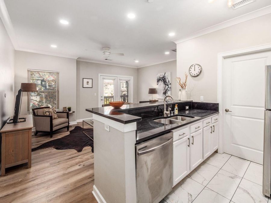 37 Buttles Avenue , Unit D, Columbus, OH 43215 Photo 1