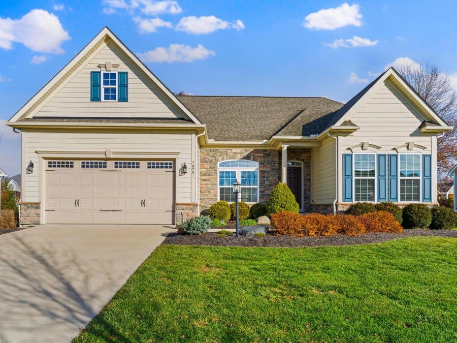 7879 Mariposa Drive , Galena, OH 43021 Photo 1