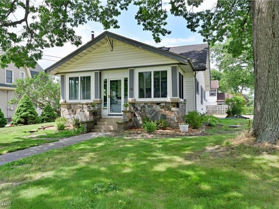 891 Park Avenue, Amherst, OH 44001 Photo 1