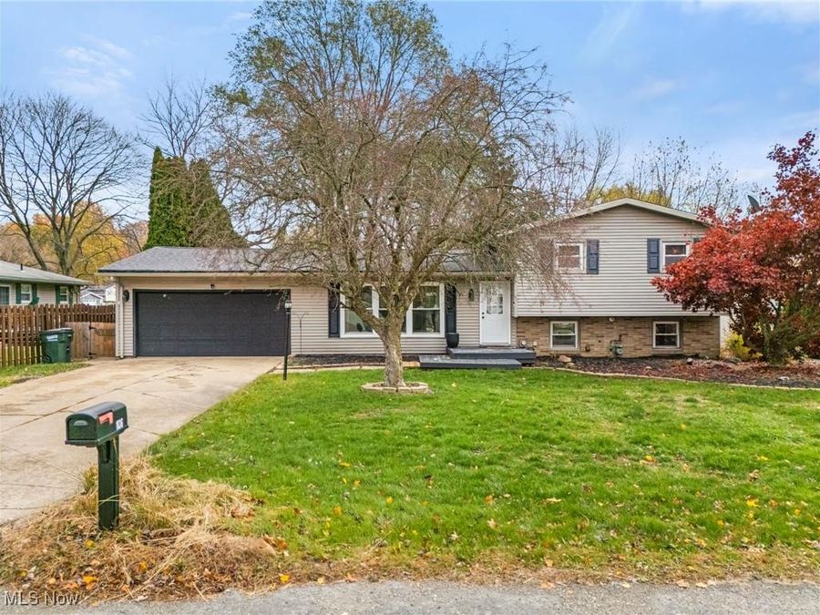 1836 Sedwick Circle NW, Massillon, OH 44646 Photo 1