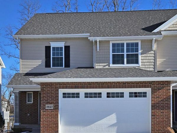 3827 ORCHARD Drive, Bettendorf, IA 52722