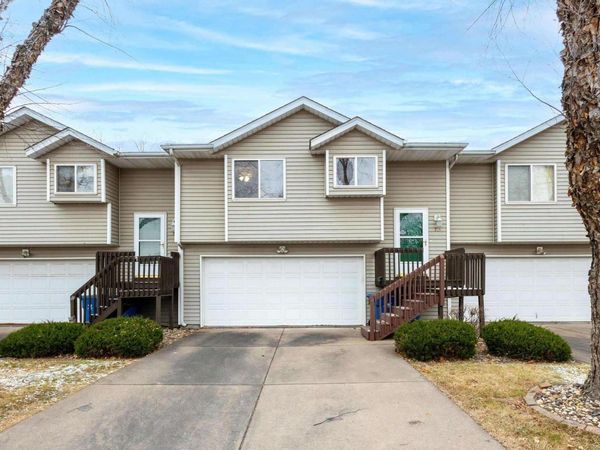 715 11TH Avenue B Court, Silvis, IL 61282